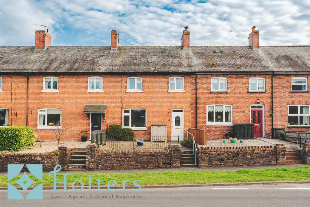 3 bedroom terraced house for sale in Garth, Llangammarch Wells, LD4