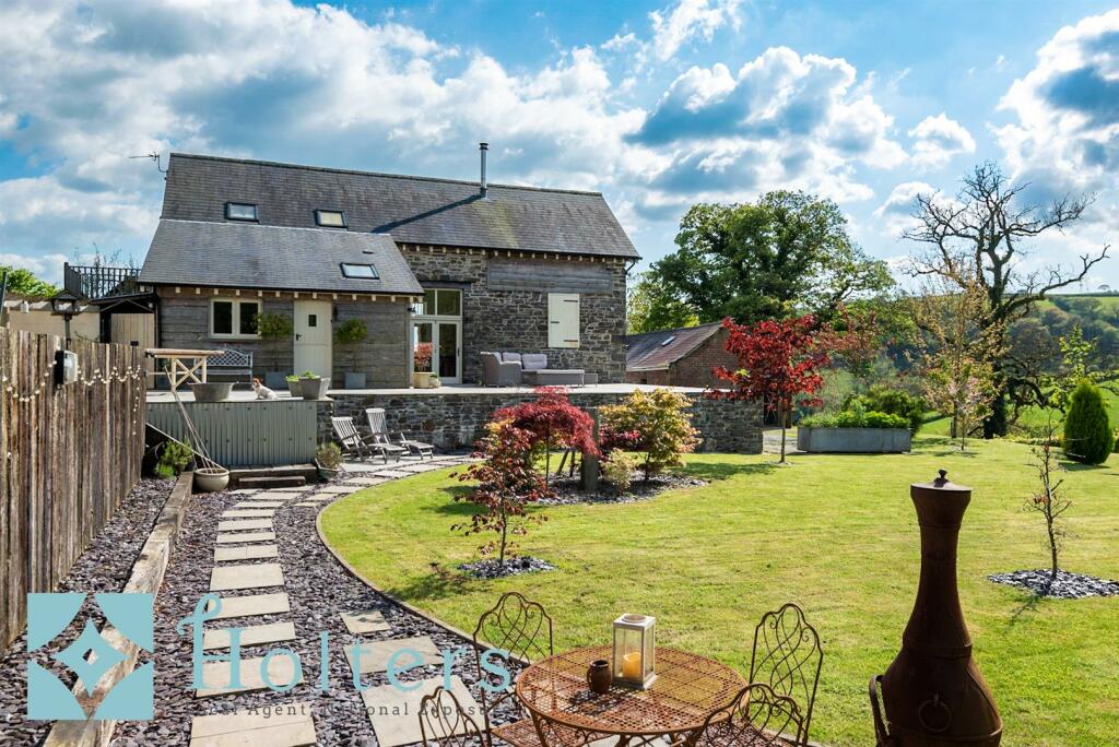 3 bedroom barn conversion for sale in Whitemill, Carmarthen, SA32