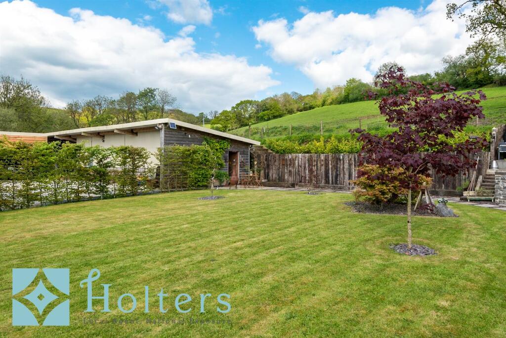 3 bedroom barn conversion for sale in Whitemill, Carmarthen, SA32
