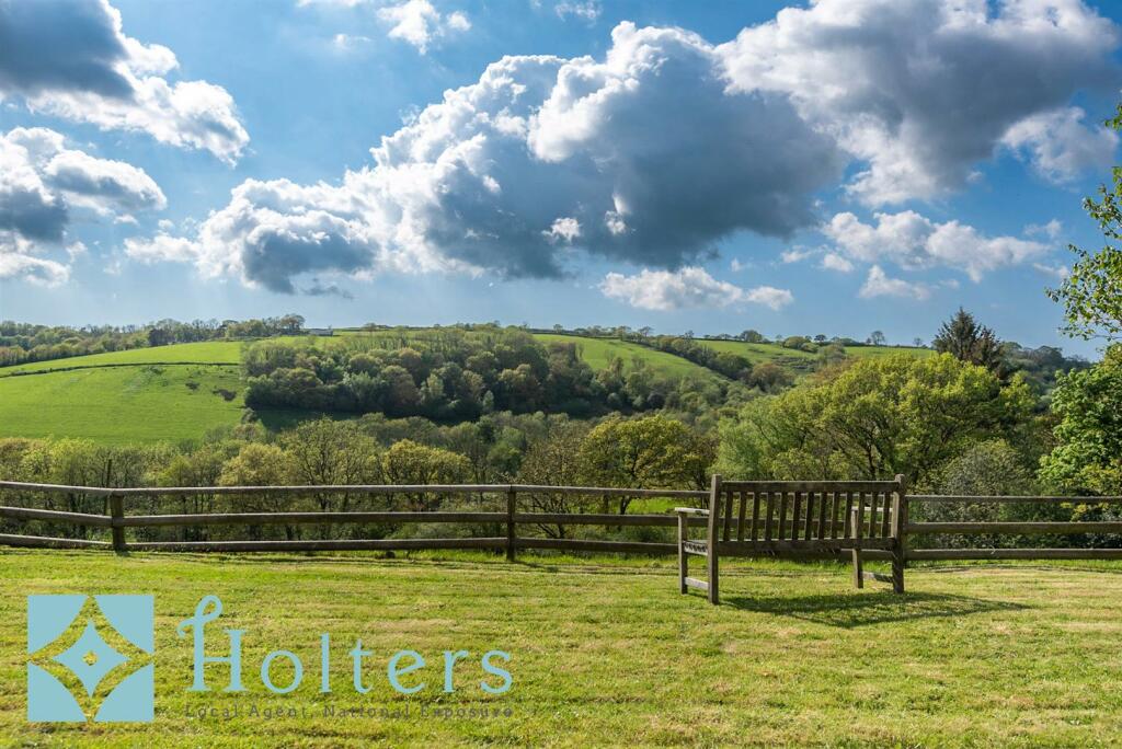 3 bedroom barn conversion for sale in Whitemill, Carmarthen, SA32