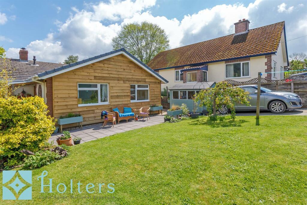 4 bedroom detached bungalow for sale in Sheringham, West Street