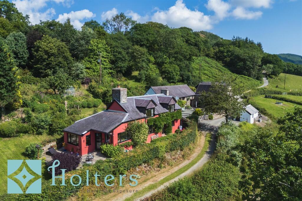 Main image of property: Babel, Llandovery - WITH ANNEXE