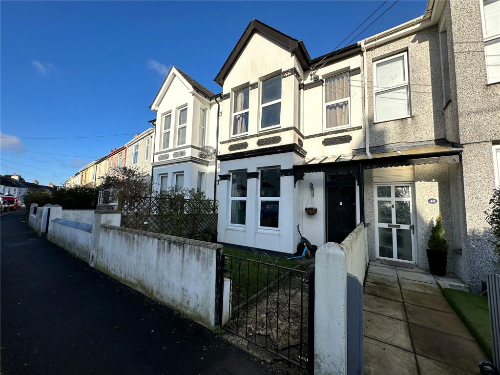 3 bedroom terraced house for sale in Clarence Road, Torpoint, Cornwall