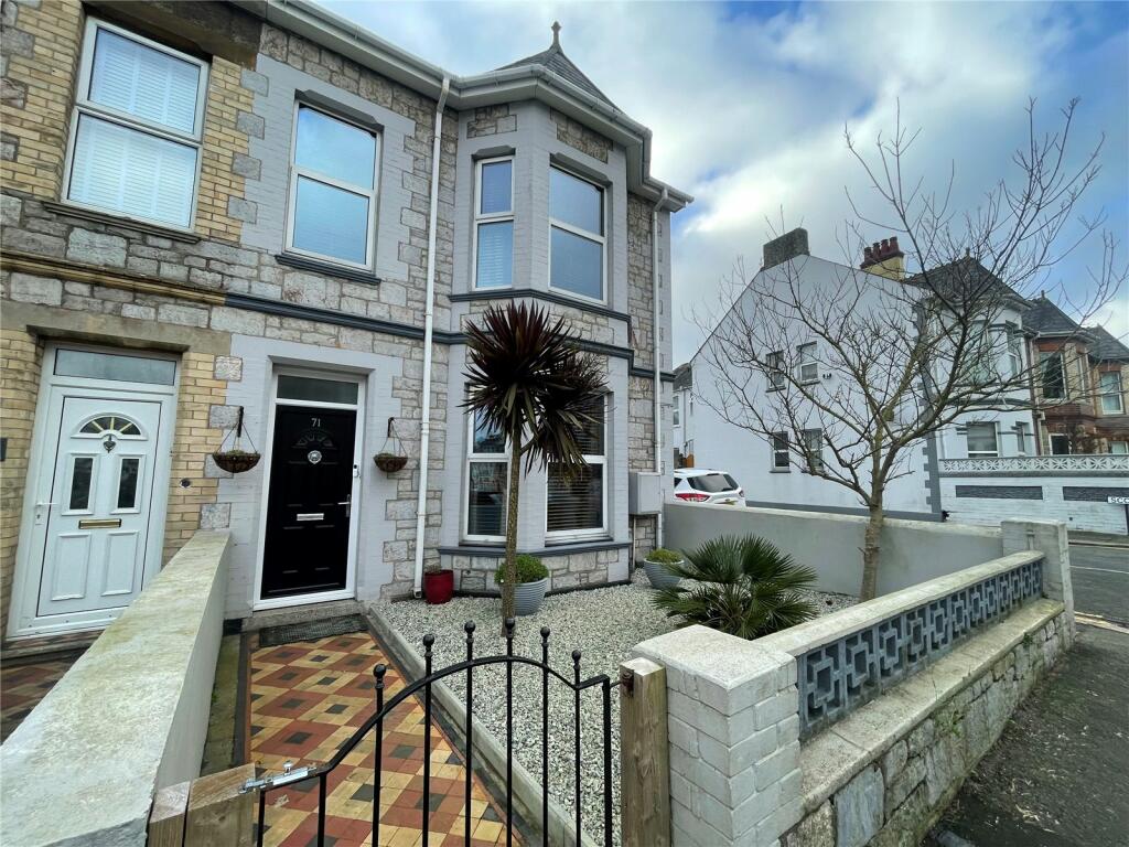 4 bedroom end of terrace house for sale in Antony Road, Torpoint