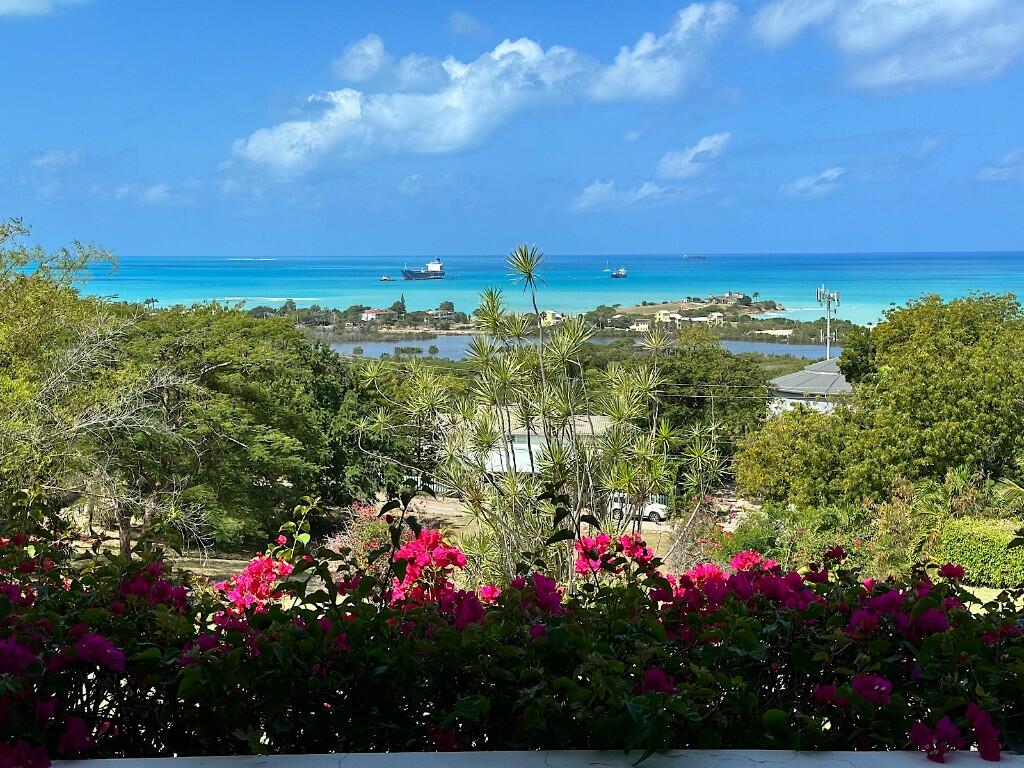 3 bedroom villa for sale in Dickenson Bay, Antigua and Barbuda
