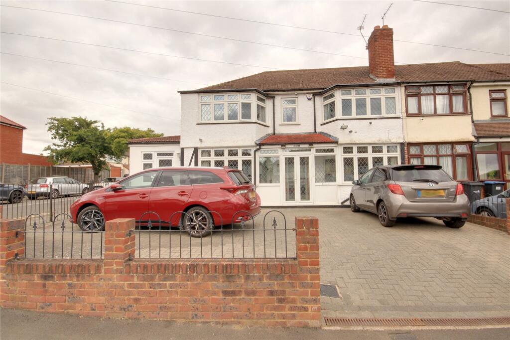 Main image of property: Hoe Lane, Enfield, EN1