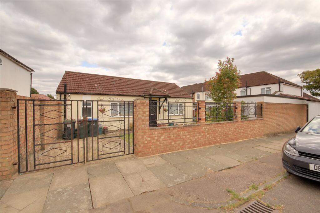 Main image of property: Tynemouth Drive, Enfield, EN1