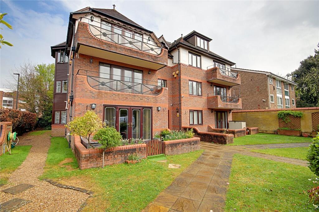 Main image of property: Kings Chase View, The Ridgeway, Enfield, EN2