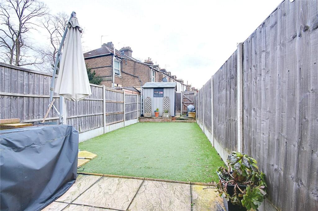 3 bedroom terraced house