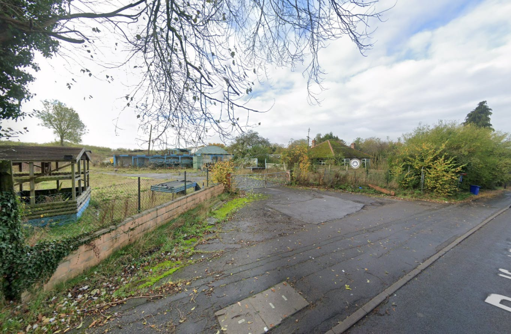 Main image of property: Yardley Hastings Garden Centre, 32 Bedford Road East, Yardley Hastings, Northampton, NN7 1HJ