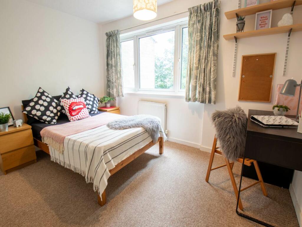 Additional property image - Querns Place, Canterbury, Kent