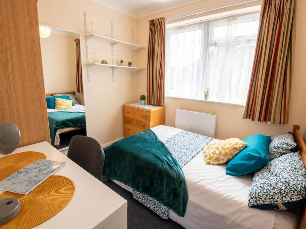 Additional property image - Beaconsfield Road, Canterbury, Kent