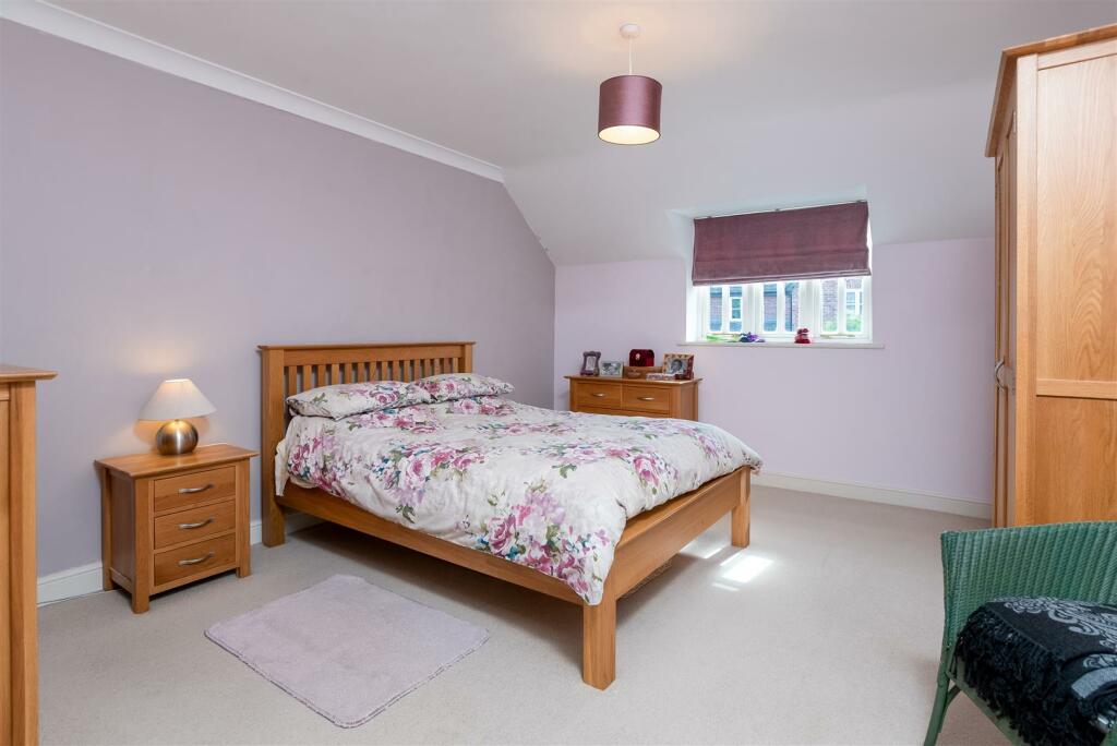 Additional property image - Green Lane, Shipston-on-Stour