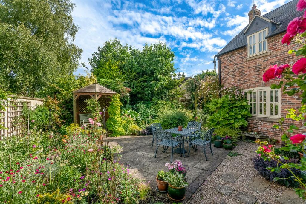 Additional property image - Green Lane, Shipston-on-Stour