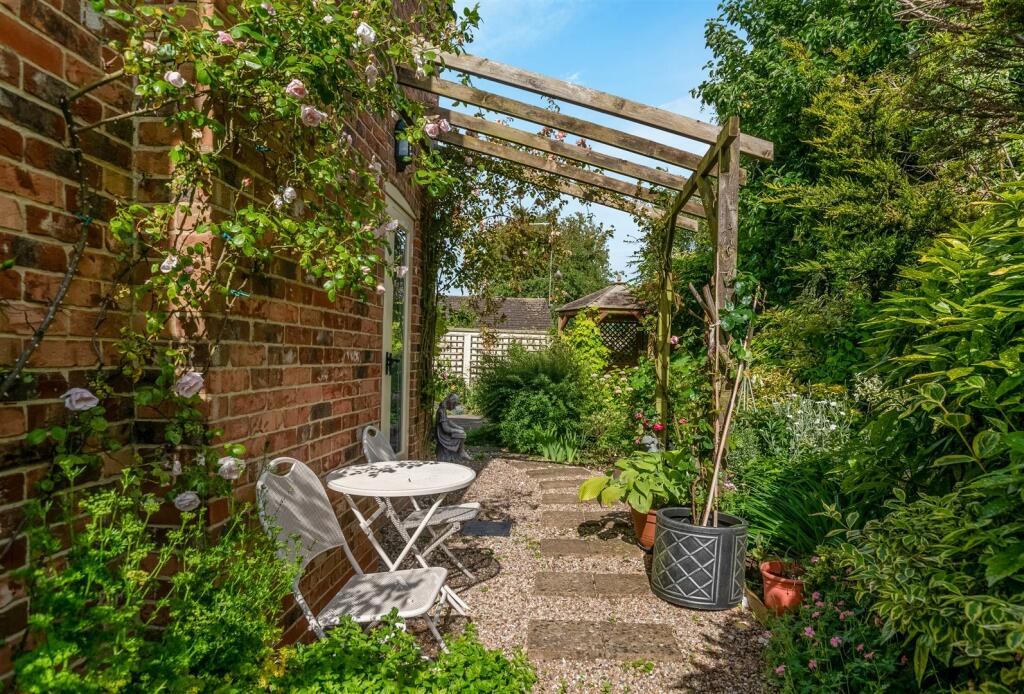 Additional property image - Green Lane, Shipston-on-Stour