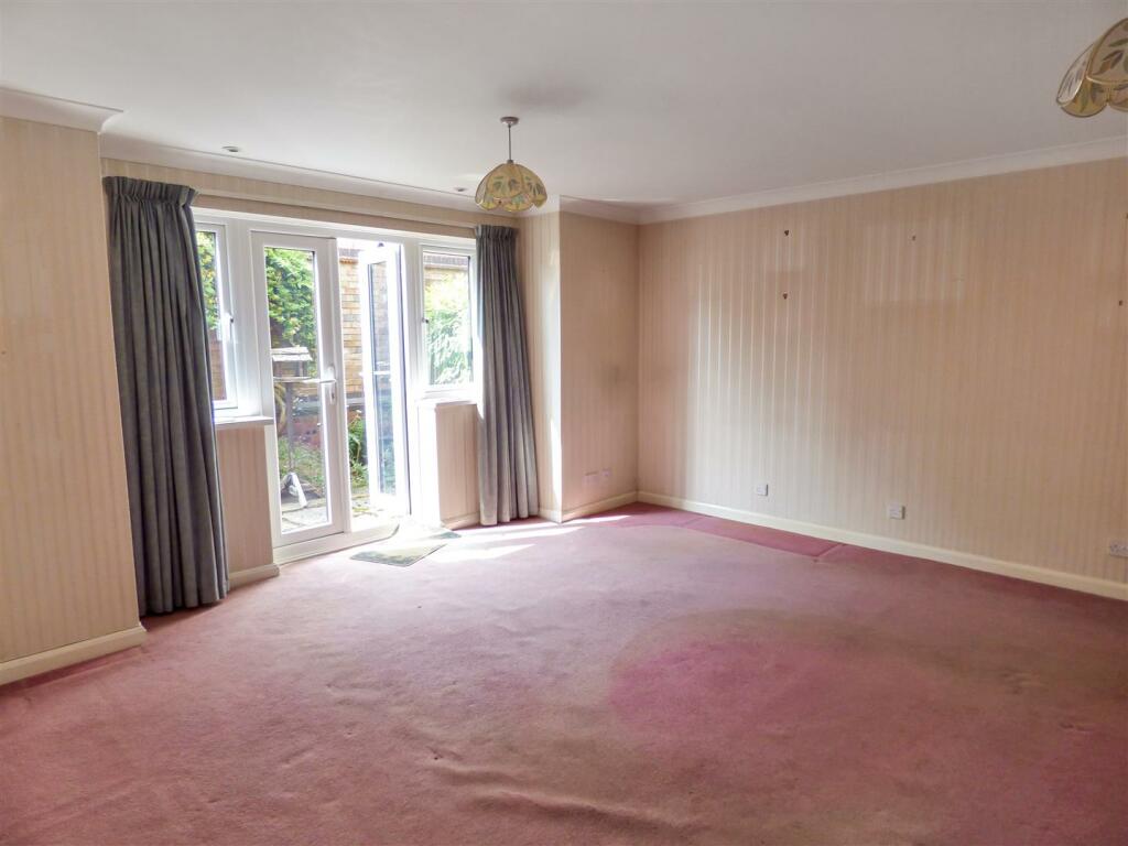 Additional property image - River Way, Shipston-On-Stour