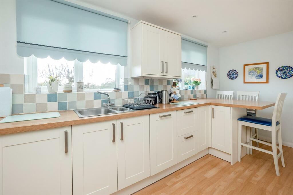 Additional property image - River Way, Shipston-on-Stour