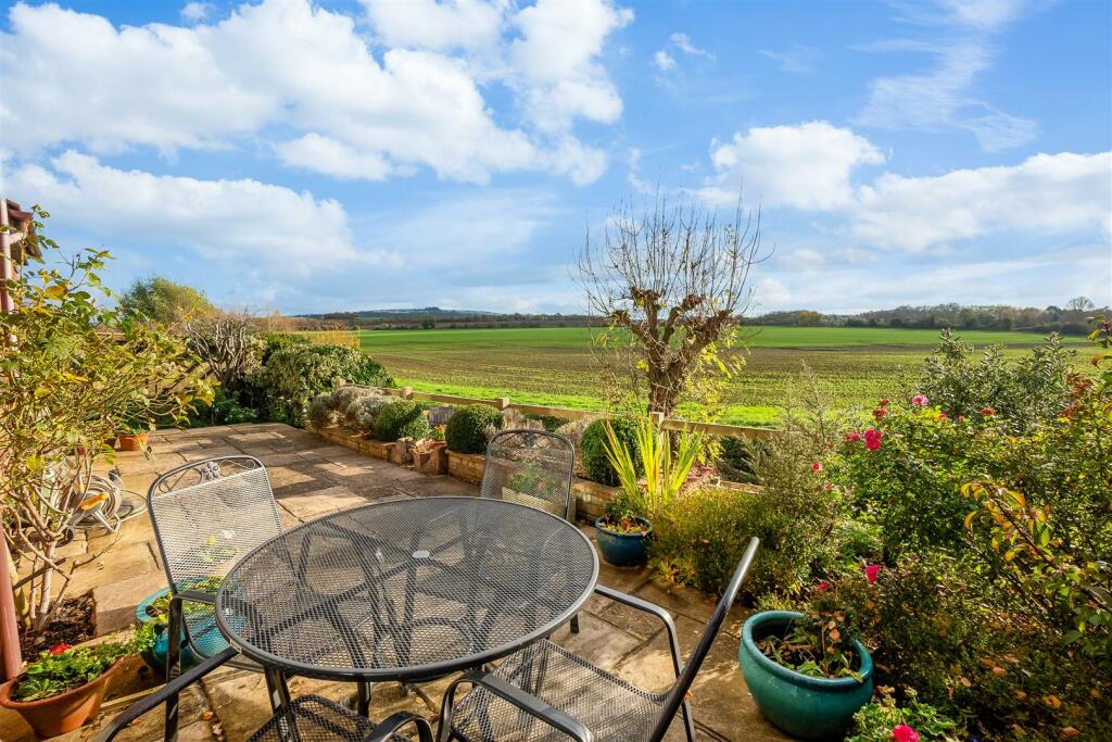 Additional property image - River Way, Shipston-on-Stour