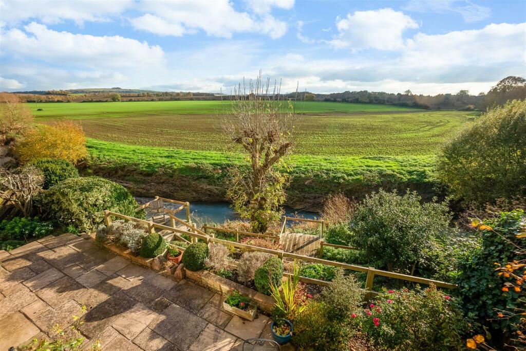 Additional property image - River Way, Shipston-on-Stour