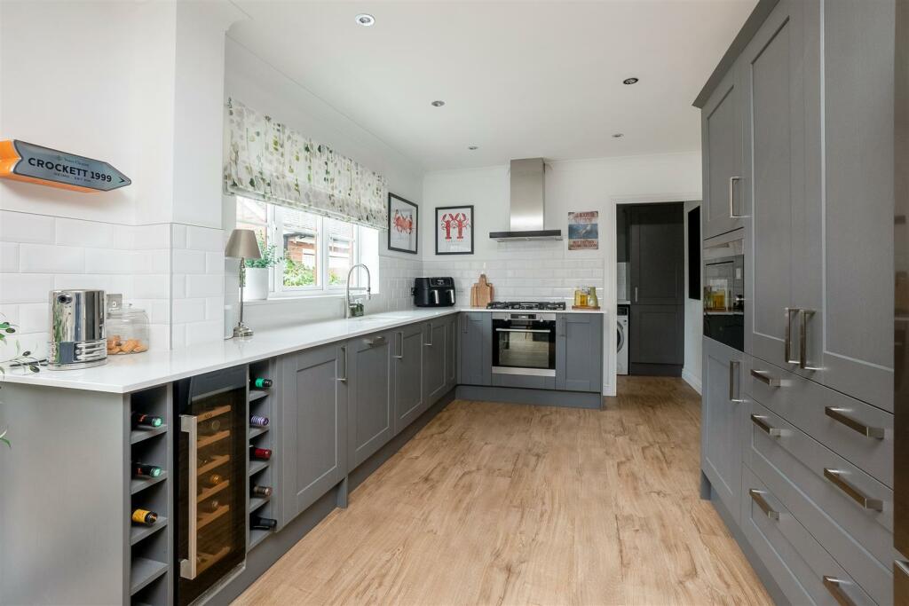 Additional property image - Signal Road, Shipston-on-Stour