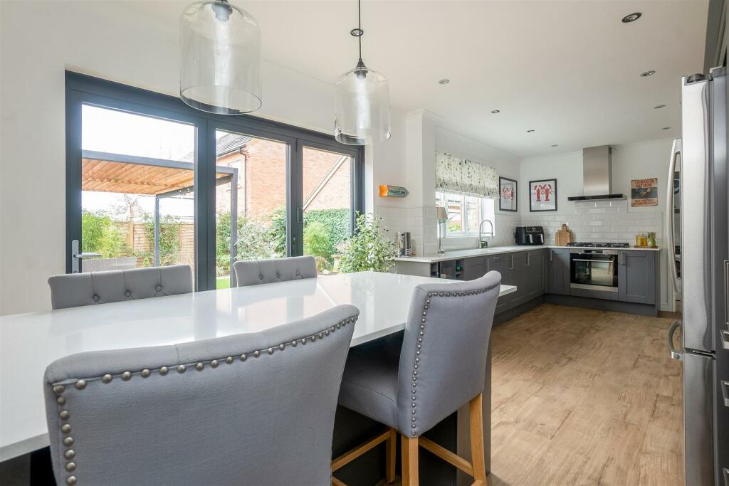Additional property image - Signal Road, Shipston-on-Stour