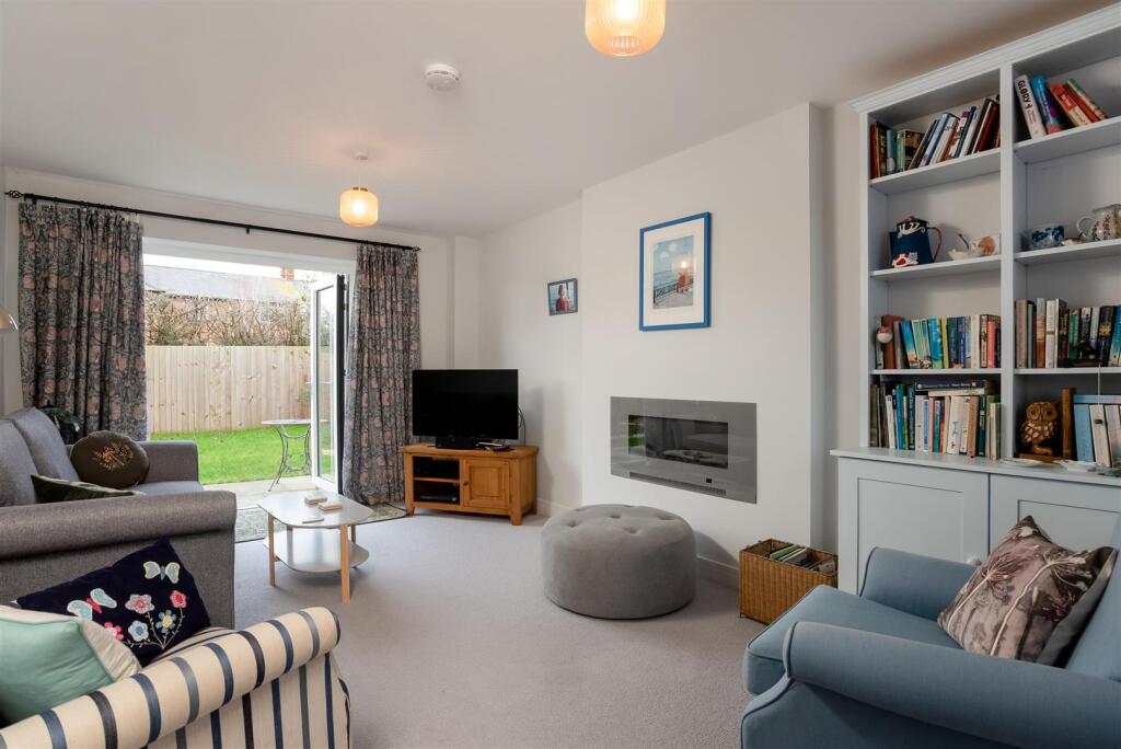 Additional property image - Glen Close, Shipston-on-Stour