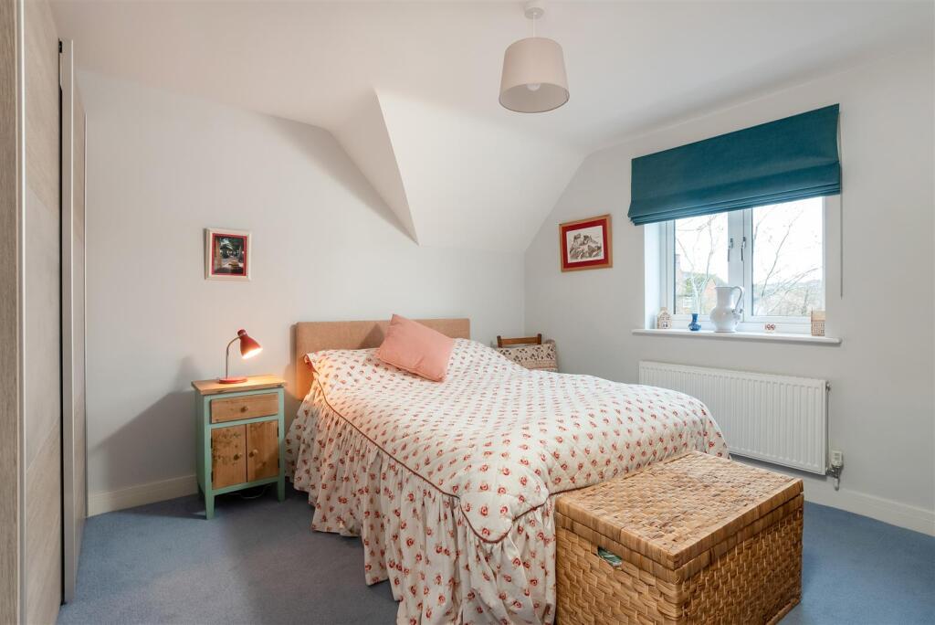 Additional property image - Glen Close, Shipston-on-Stour
