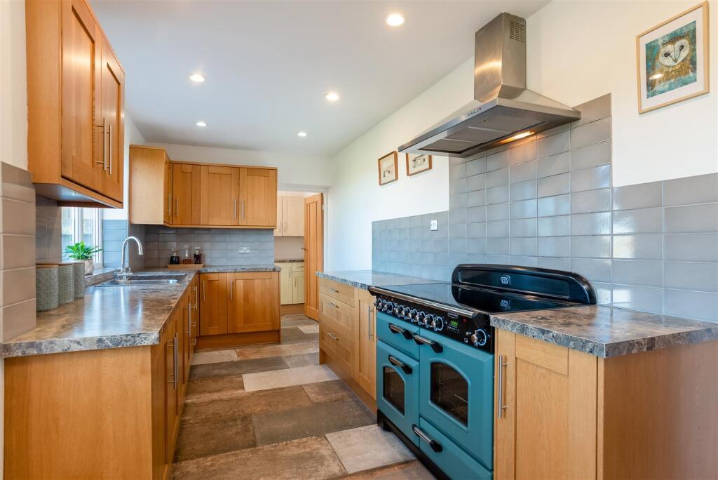 Additional property image - Whatcote Road, Oxhill, Warwick