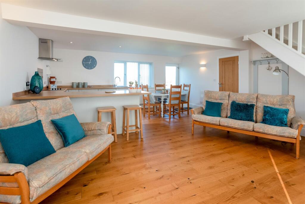 Additional property image - Whatcote Road, Oxhill, Warwick