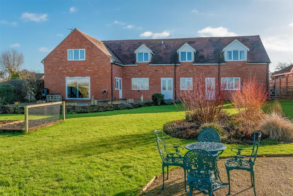 Additional property image - Whatcote Road, Oxhill, Warwick