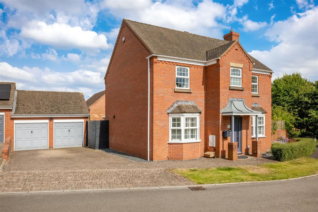 Main image of property: Sandfield Lane, Newbold on Stour