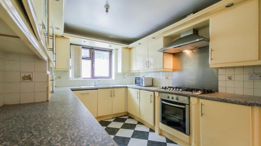 Additional property image - St Andrews Road, Birmingham, B9 4NB