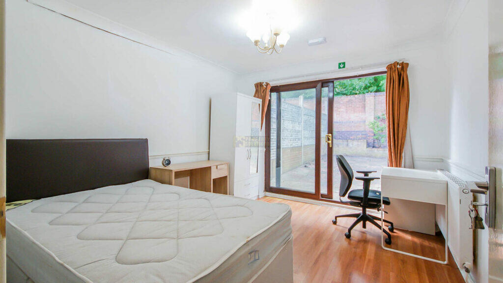 Additional property image - St Andrews Road, Birmingham, B9 4NB
