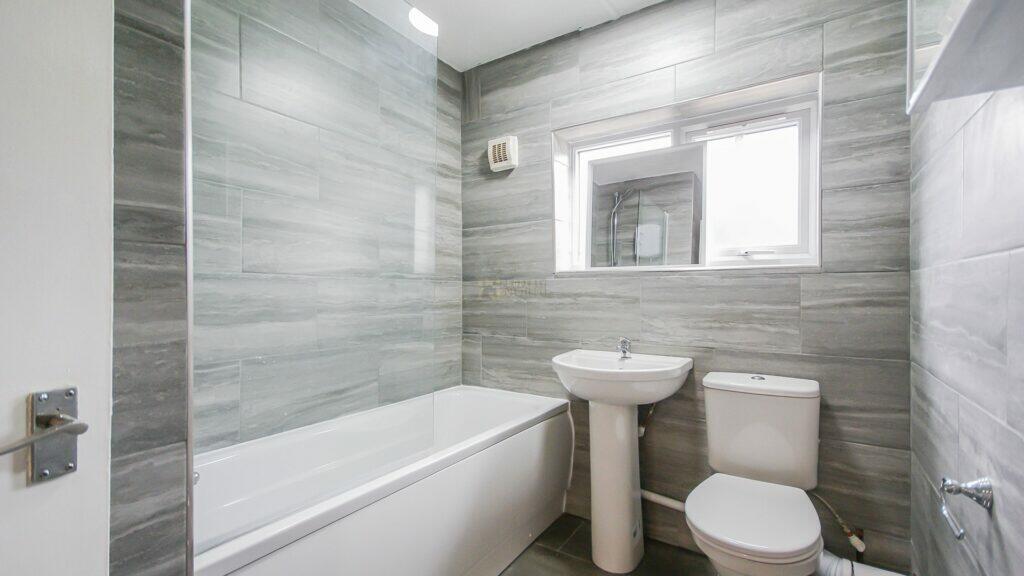 Additional property image - Hobart Croft, Nechells, Birmingham, B7 4JN