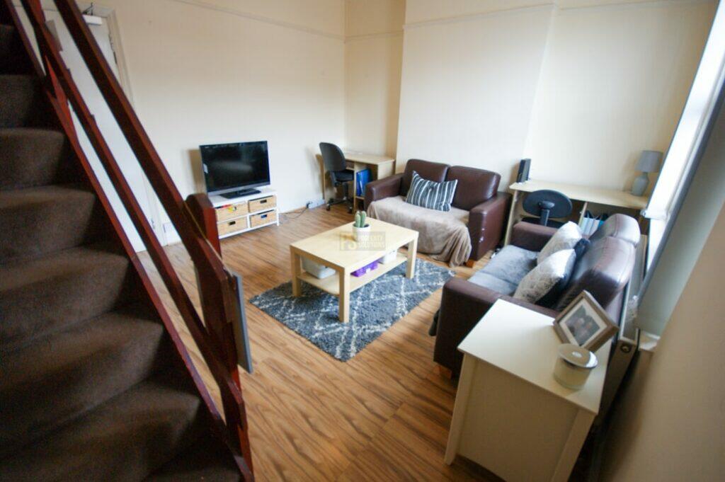 Additional property image - Raddlebarn Road, Selly Oak, Birmingham, B29 6HH
