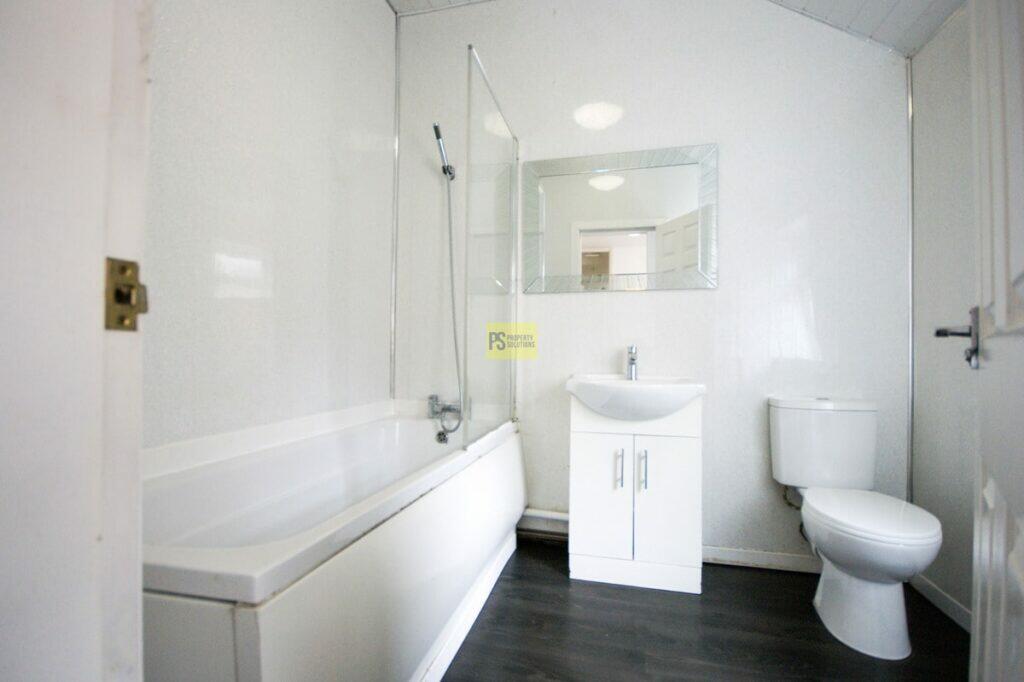 Additional property image - Pershore Road, Selly Oak, Birmingham, B29 7PU
