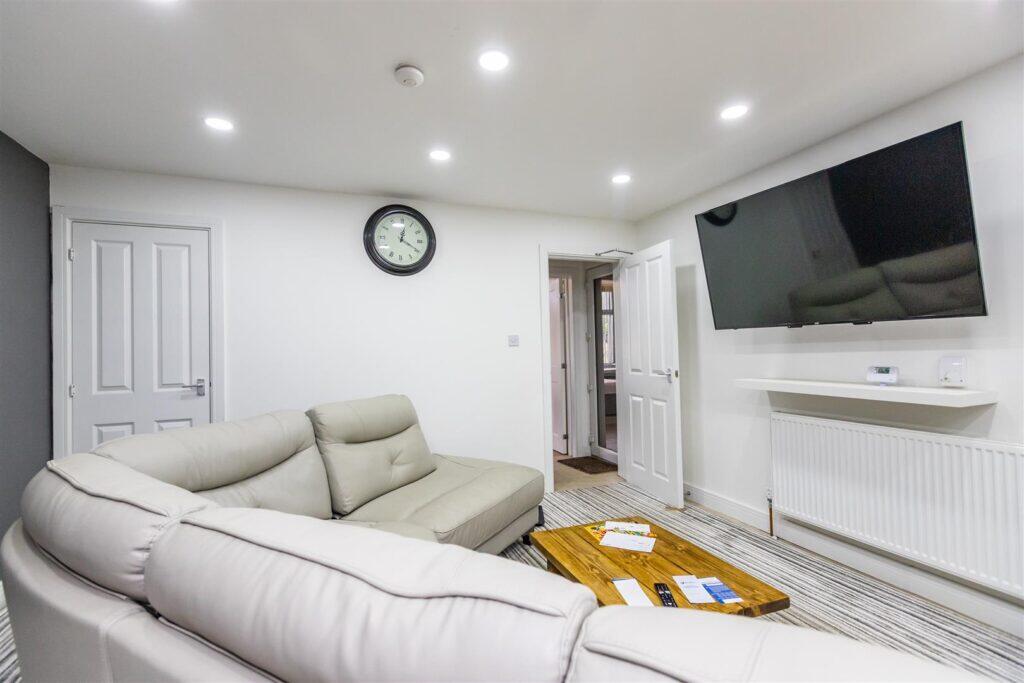 Additional property image - Metchley Lane, Harborne, Birmingham, B17 0JL