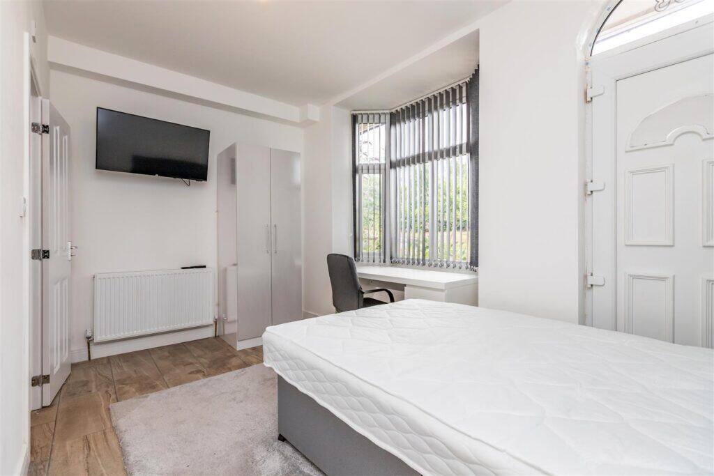 Additional property image - Metchley Lane, Harborne, Birmingham, B17 0JL