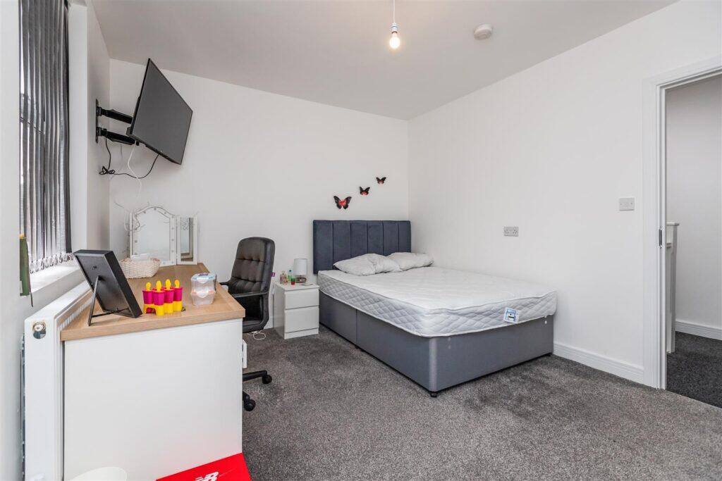 Additional property image - Metchley Lane, Harborne, Birmingham, B17 0JL