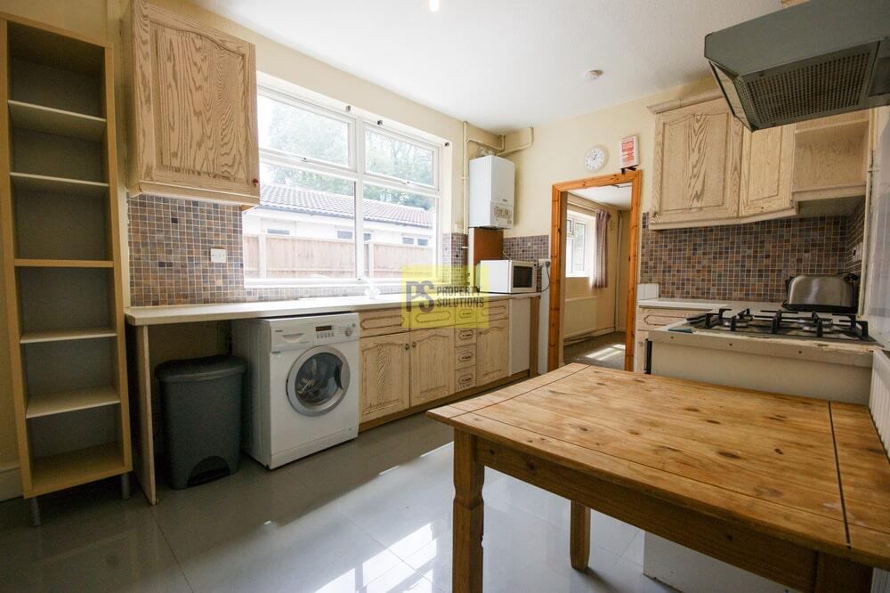 Additional property image - Oak Tree Lane, Selly Oak, Birmingham, B29 6HX