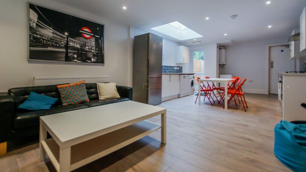 Main image of property: Bournbrook Road, Selly Oak, Birmingham, B29 7DD