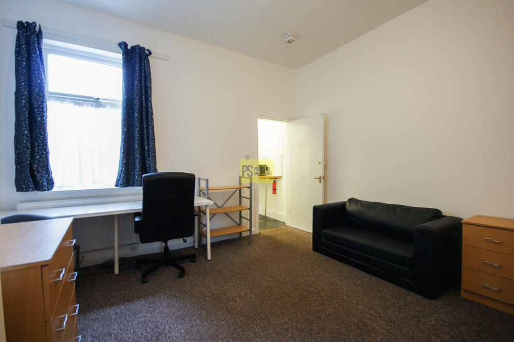 Main image of property: 537A Bristol Road Selly Oak, Birmingham, B29 6AU