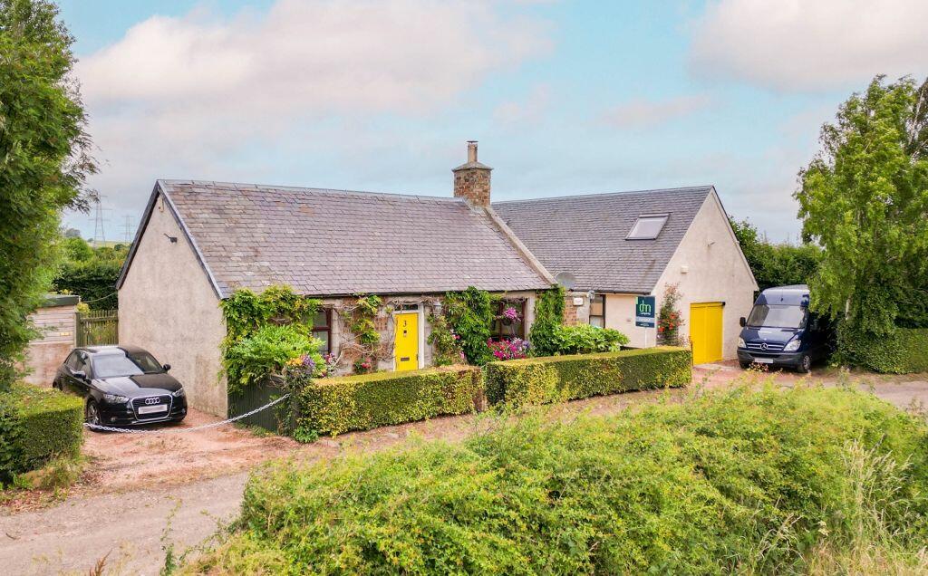Main image of property: 3 Tynemount Farm Cottage, Ormiston, EH35 5NN