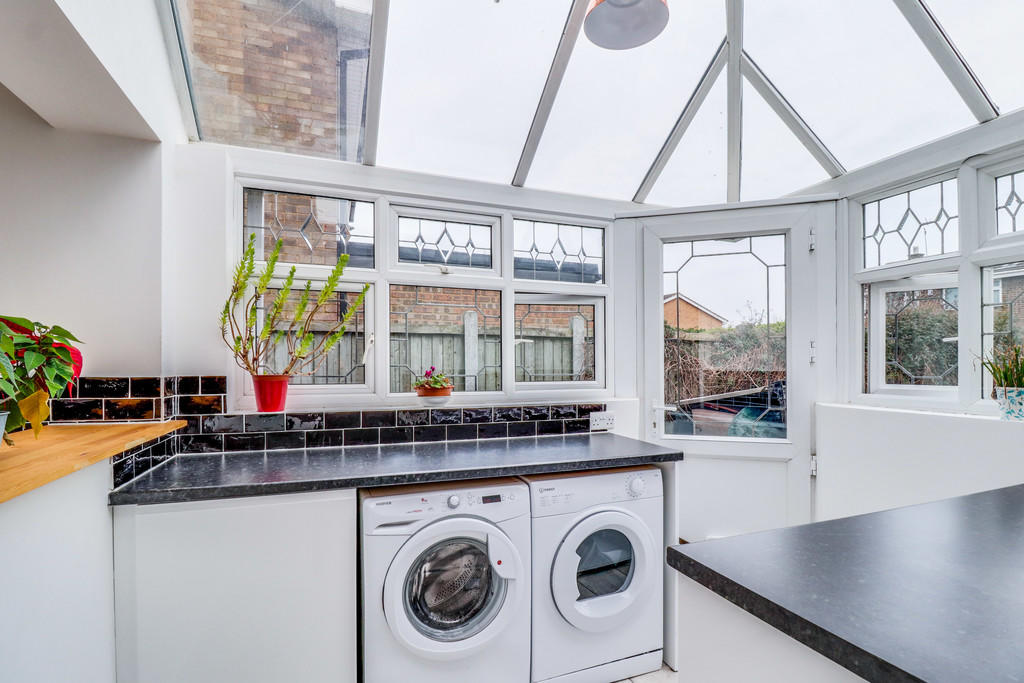 4 bedroom semidetached house for sale in Grassmere Road, Hornchurch, RM11