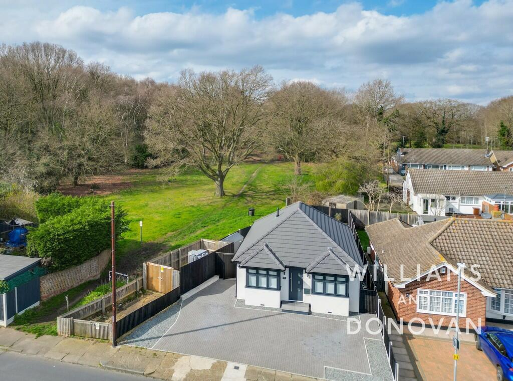 2 Bedroom Detached Bungalow For Sale In Sandown Road, Thundersley, SS7