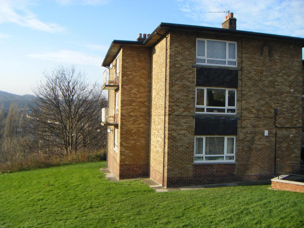 Main image of property:  Flat 9, 152Crag Road,Bradford,BD18