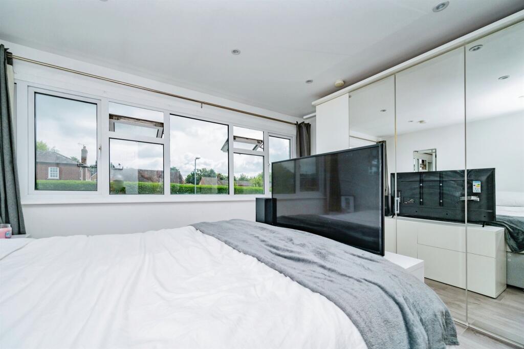 Additional property image - High Street, London Colney, St. Albans