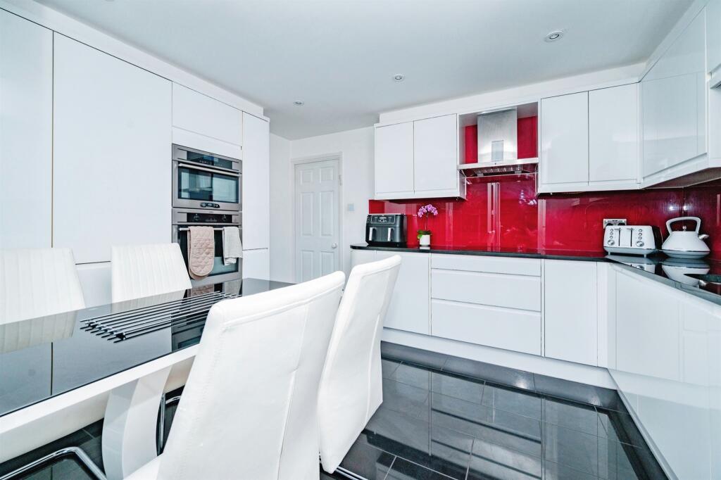 Additional property image - High Street, London Colney, St. Albans