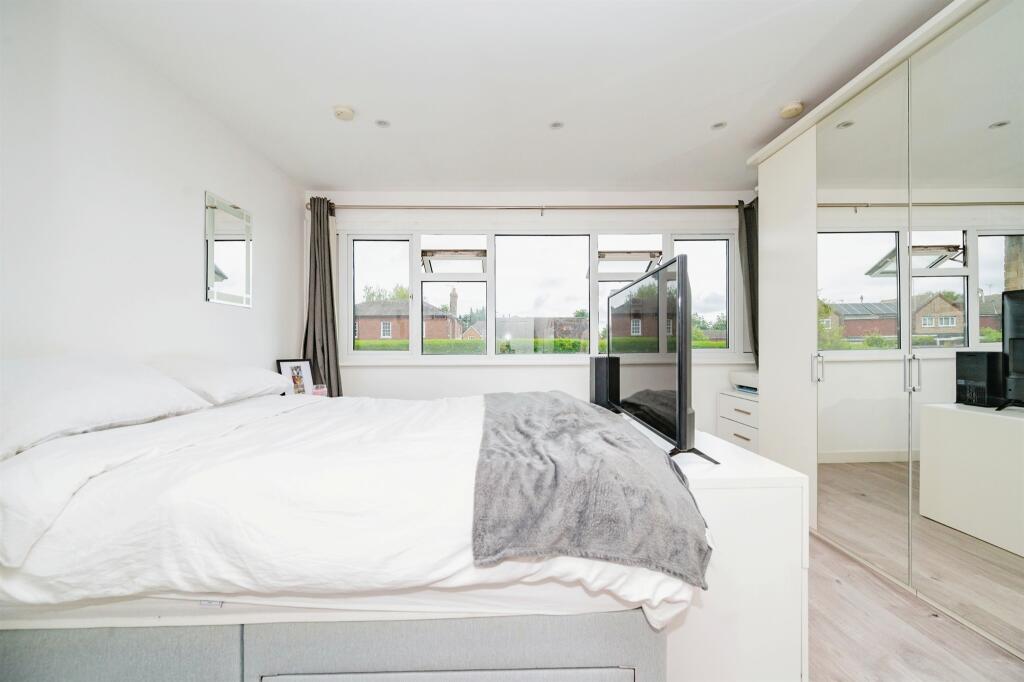 Additional property image - High Street, London Colney, St. Albans