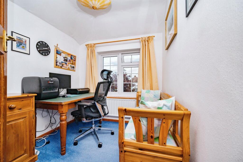 Additional property image - Roestock Gardens, Colney Heath, St. Albans